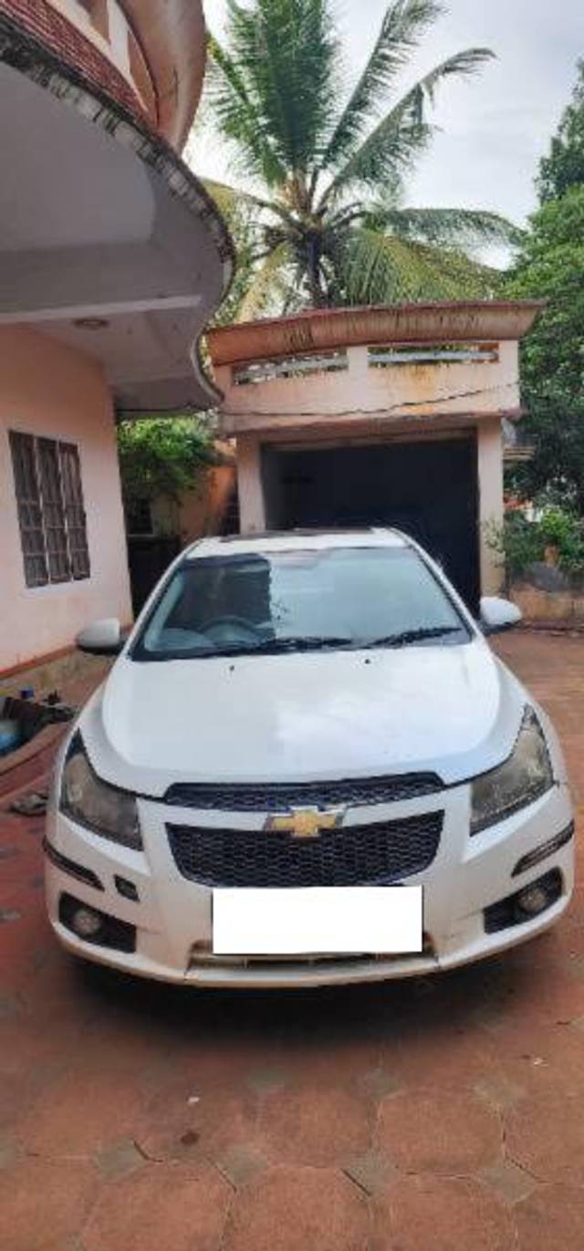 https://images10.gaadi.com/usedcar_image/4155181/original/processed_c5cb51ef-b19d-4c45-918f-19e9472f3906.jpg?imwidth=6400