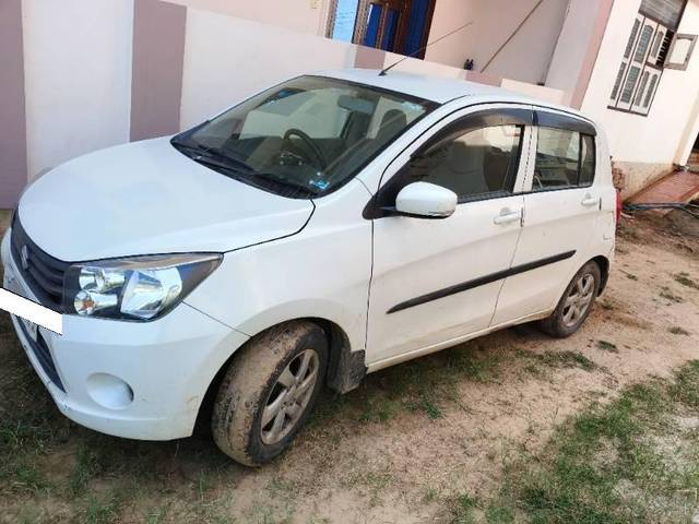 https://images10.gaadi.com/usedcar_image/4155273/original/processed_3b332072-ee89-473d-8c06-0316989d5dba.jpg?imwidth=6400