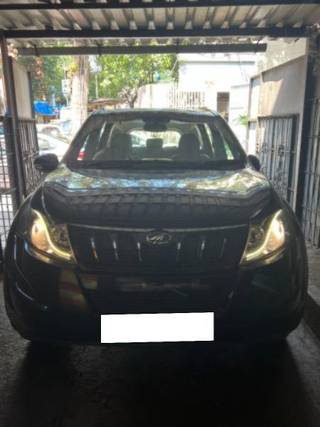 Mahindra XUV500 Mahindra XUV500 W10 2WD