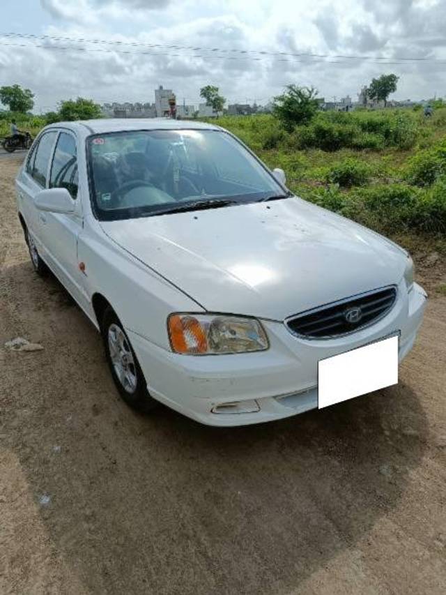 https://images10.gaadi.com/usedcar_image/4155365/original/processed_765118f9-7307-4033-8163-1add4fcfb468.jpg?imwidth=6400