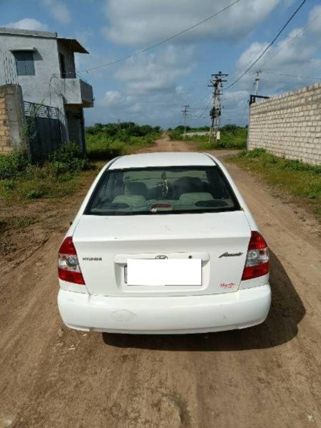 https://images10.gaadi.com/usedcar_image/4155365/original/processed_7ba95b83-37ba-4e4e-89ce-e9ef1dc29295.jpg?imwidth=6401