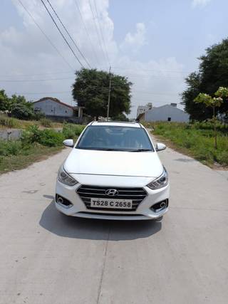 Hyundai Verna 2017-2020 Hyundai Verna CRDi 1.6 AT SX Plus