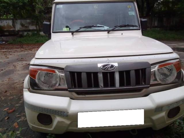 https://images10.gaadi.com/usedcar_image/4155493/original/processed_19329ae5-0989-47a4-b043-70ac4a923feb.jpg?imwidth=6400