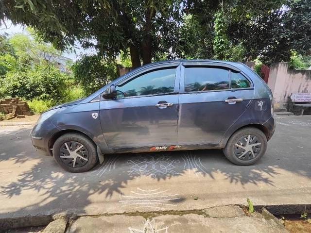 https://images10.gaadi.com/usedcar_image/4155508/original/processed_e651facd-bdb0-440f-8bcd-7946d7839f1b.jpg?imwidth=6402