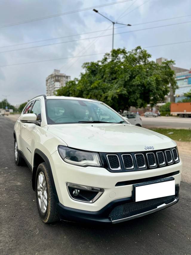 https://images10.gaadi.com/usedcar_image/4155511/original/processed_b0c78b5b35307f2276360410e2746667.jpg?imwidth=6400