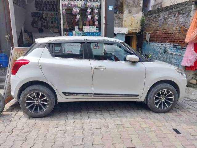 https://images10.gaadi.com/usedcar_image/4155533/original/processed_355ea91e-fad5-40ac-b76d-a2aa888a8563.jpg?imwidth=6401