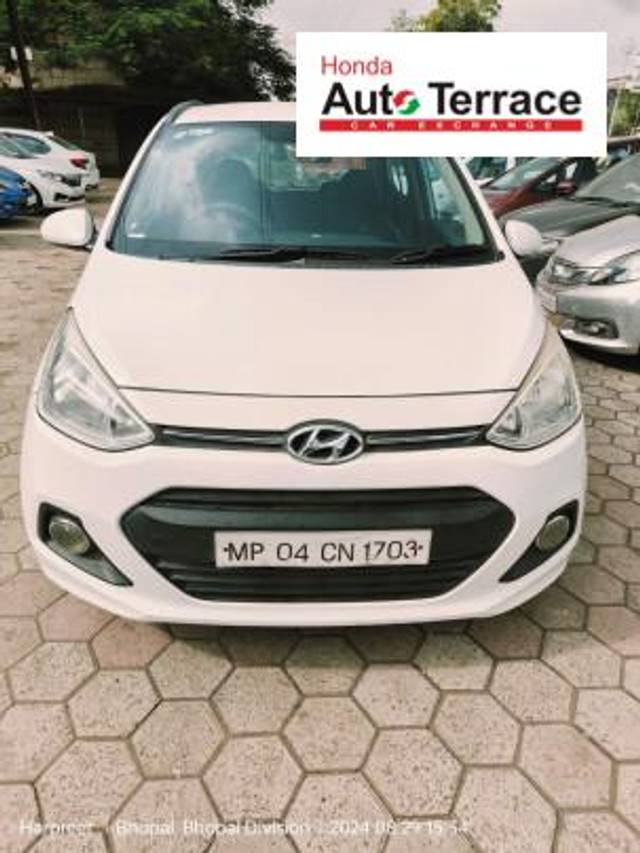 https://images10.gaadi.com/usedcar_image/4155652/original/3ef2093d97ff9e78bd52fbf69d1a246c.jpeg?imwidth=6400