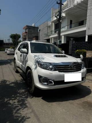 Toyota Fortuner 2011-2016 Toyota Fortuner 4x2 AT