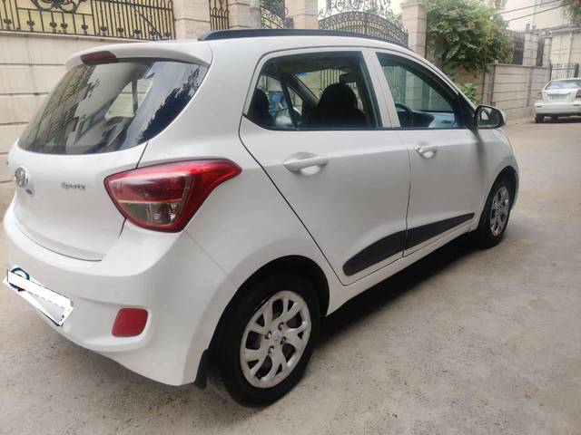 https://images10.gaadi.com/usedcar_image/4155731/original/processed_bede0304a1eec9c81c5e247ae2be72bd.jpg?imwidth=6402