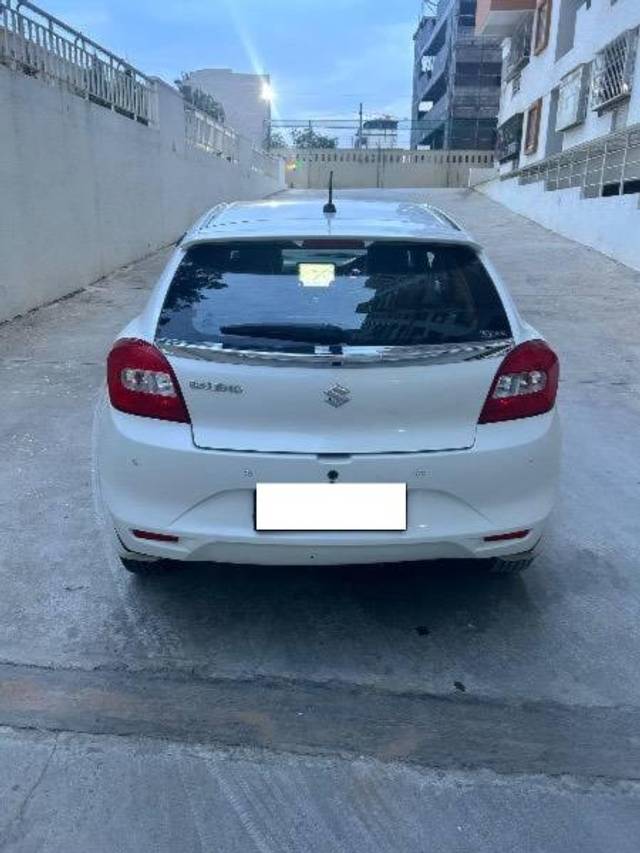 https://images10.gaadi.com/usedcar_image/4156091/original/processed_e6be6b40-0b97-47f1-a30f-07741403aab1.jpeg?imwidth=6401