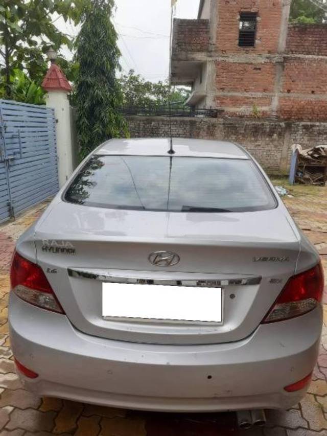 https://images10.gaadi.com/usedcar_image/4156286/original/processed_15869cef-92a9-418c-b5d6-02ac03e1e89f.jpg?imwidth=6402