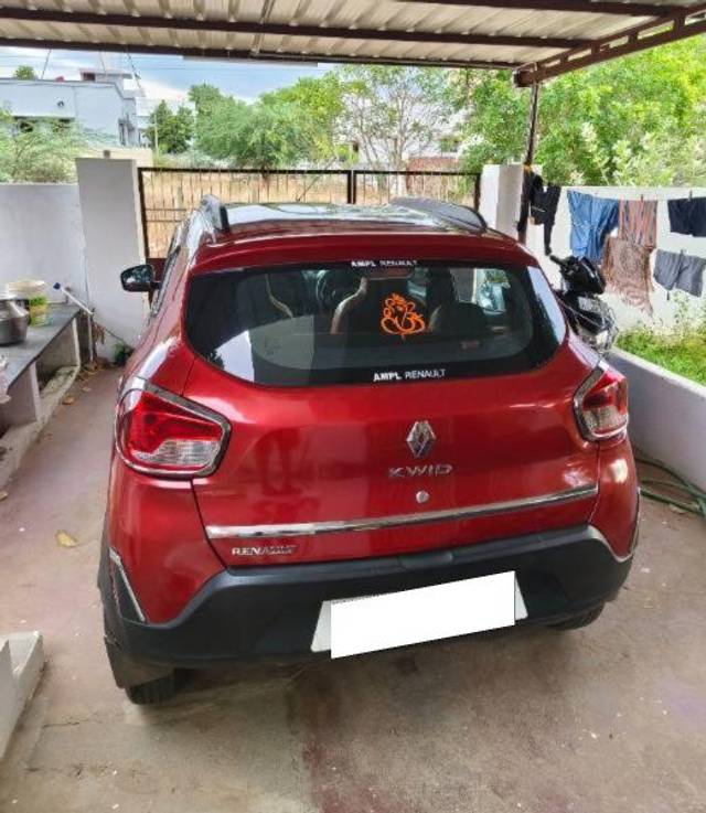 https://images10.gaadi.com/usedcar_image/4156651/original/processed_18582c32-6841-4036-9283-36fb6549fbe2.jpg?imwidth=6401