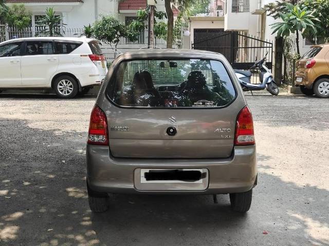 https://images10.gaadi.com/usedcar_image/4156668/original/processed_0d1f895a-72f6-4a8a-b397-9ee29372a714.jpeg?imwidth=6402