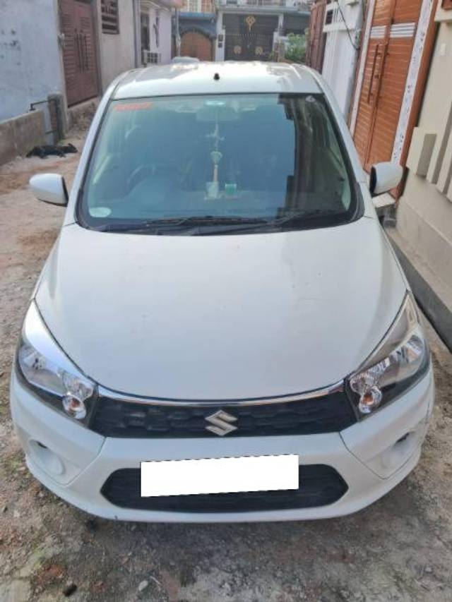 https://images10.gaadi.com/usedcar_image/4156757/original/processed_e3a50a27-92ad-4e40-8364-b7386819807b.jpg?imwidth=6400