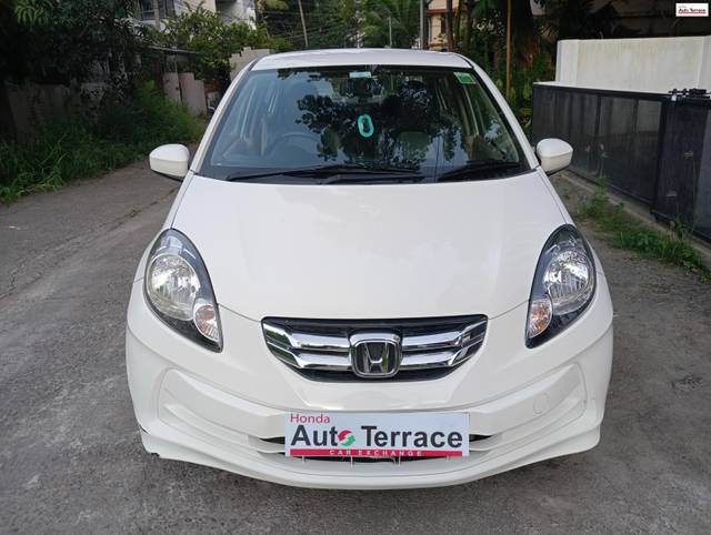 https://images10.gaadi.com/usedcar_image/4156803/original/5d3a74a7a54c660568098d58e37c3ef3.jpg?imwidth=6400