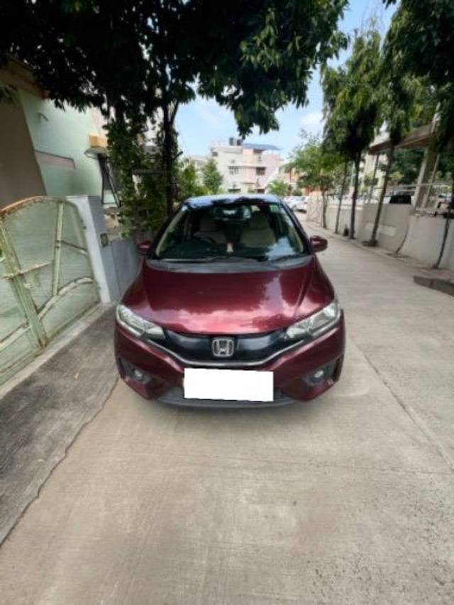 https://images10.gaadi.com/usedcar_image/4156896/original/processed_8983d262-7463-449d-ab00-a37941829793.jpg?imwidth=6402