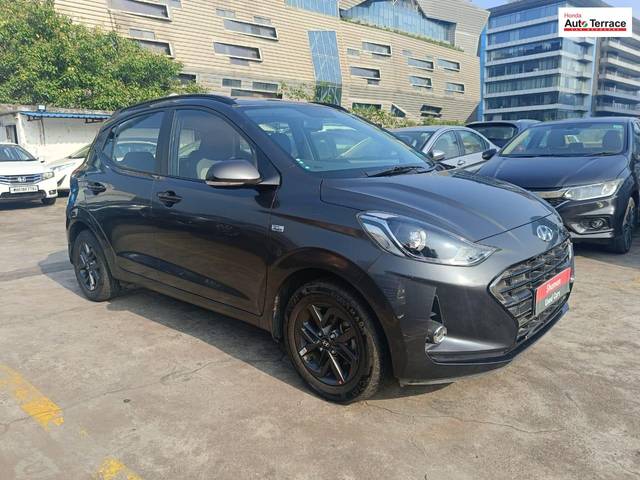 https://images10.gaadi.com/usedcar_image/4156898/original/6d1b8581f1b196cf02ff7e813d803abb.jpg?imwidth=6400