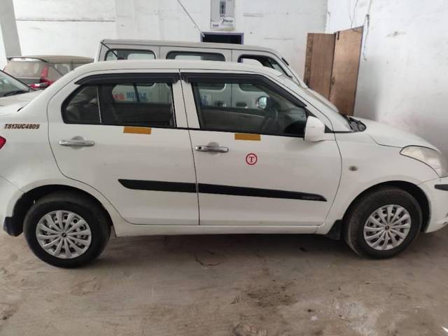 https://images10.gaadi.com/usedcar_image/4156921/original/processed_a88c4a6b-2b03-474c-bdff-def9b8587327.jpg?imwidth=6402