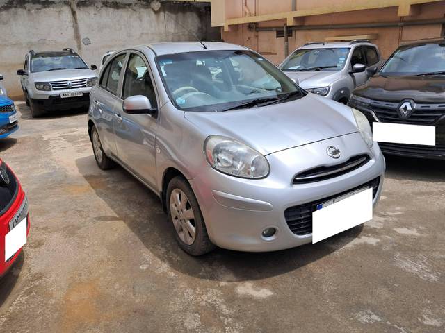 https://images10.gaadi.com/usedcar_image/4156958/original/processed_e511ad0568871e972258e5a771cd1984.jpg?imwidth=6400