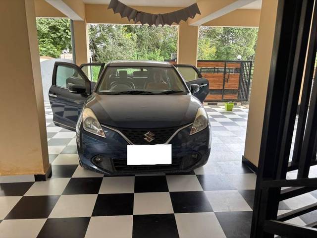 https://images10.gaadi.com/usedcar_image/4156993/original/processed_3da2ec79-e902-400e-9b21-5791daa7b580.jpg?imwidth=6400