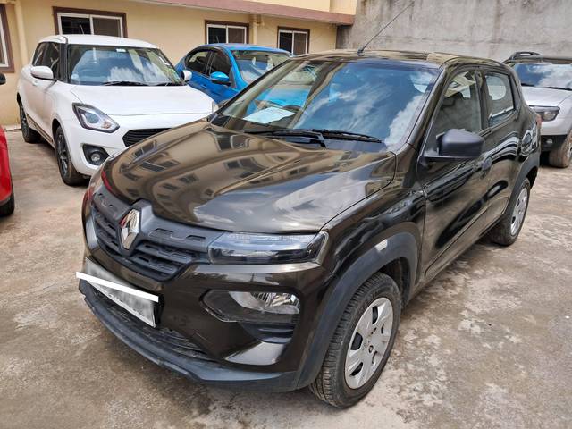 https://images10.gaadi.com/usedcar_image/4157009/original/processed_00a9986aad2b136b8e3626bdda8ff540.jpg?imwidth=6402