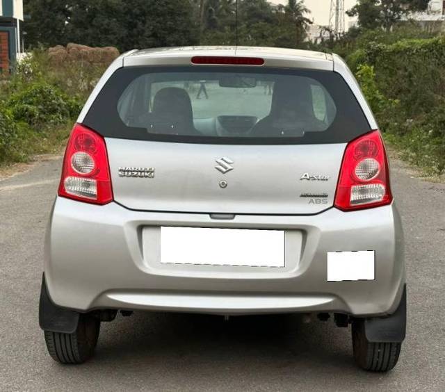 https://images10.gaadi.com/usedcar_image/4157017/original/processed_9aa05938-e177-4627-9efe-5198bc9b0e59.jpg?imwidth=6401