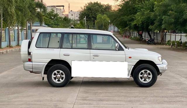 https://images10.gaadi.com/usedcar_image/4157073/original/processed_d6aed030af6ccb9750aaa8d1e827136c.jpg?imwidth=6401