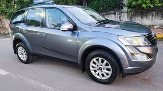 Mahindra XUV500 Mahindra XUV500 R W10 FWD