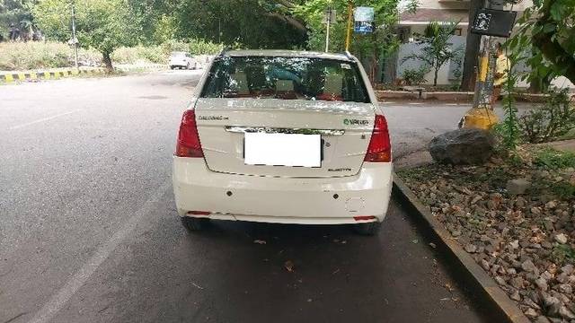 https://images10.gaadi.com/usedcar_image/4157155/original/processed_c0988fd0-62ed-46ec-9e62-5d7d205651de.jpg?imwidth=6402