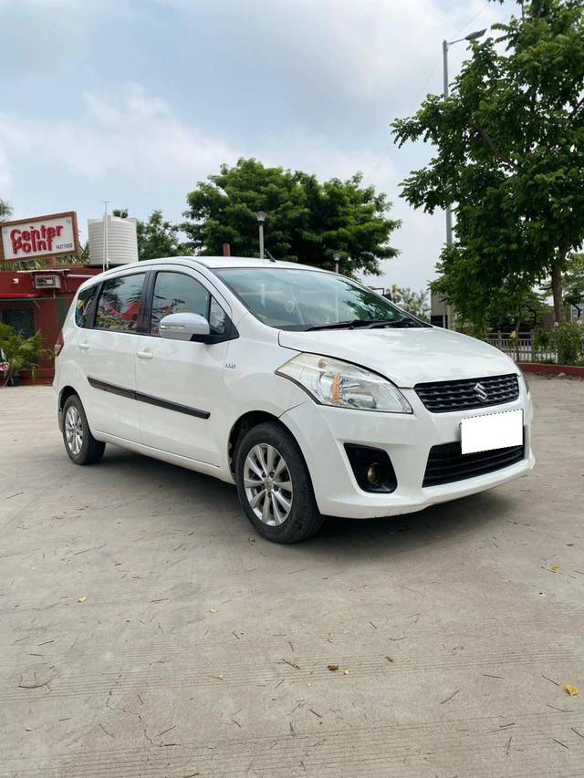 https://images10.gaadi.com/usedcar_image/4157402/original/processed_c2bd53887835b52e199bc93cf14f3179.jpg?imwidth=6400