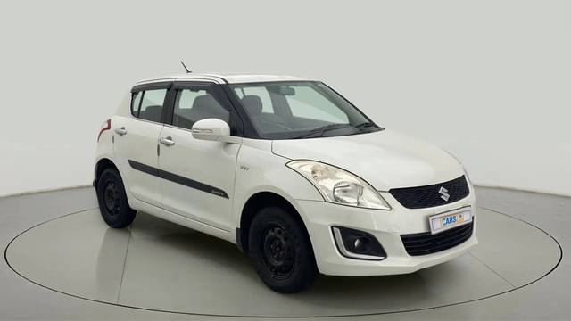 https://images10.gaadi.com/usedcar_image/4157578/original/736ddbfe8972274bff1d3fc9c4fd752e.jpg?imwidth=6400