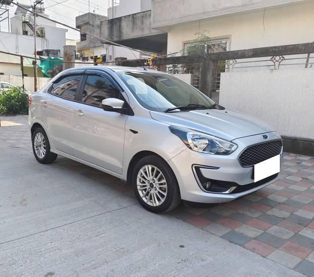 https://images10.gaadi.com/usedcar_image/4157591/original/processed_631f2edc9482614968de80709ca0ec07.jpg?imwidth=6400