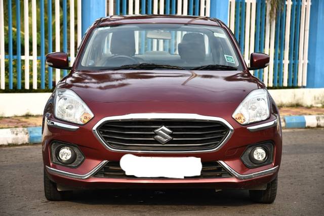 https://images10.gaadi.com/usedcar_image/4157598/original/f4b010e396a0448f0a1be2597e7cca87.jpg?imwidth=6400