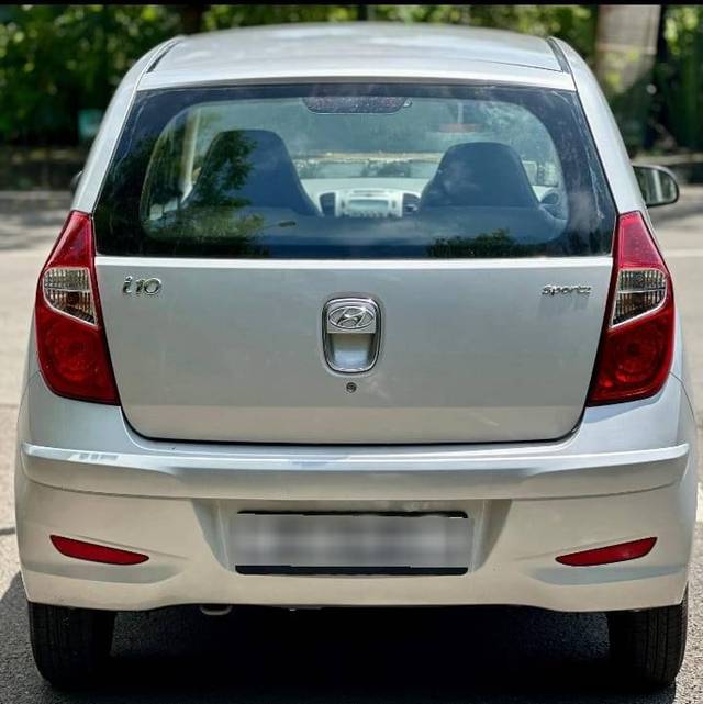 https://images10.gaadi.com/usedcar_image/4157638/original/processed_d546dd791f9c7dfad8cd68cf135532bc.jpg?imwidth=6401