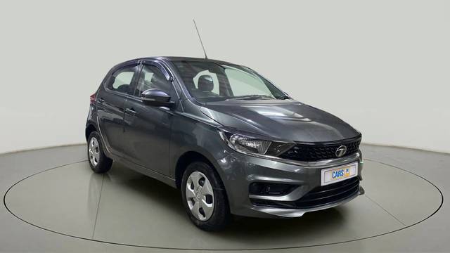 https://images10.gaadi.com/usedcar_image/4157696/original/037bb00834f437cd56b02d787d2e14fb.jpg?imwidth=6400