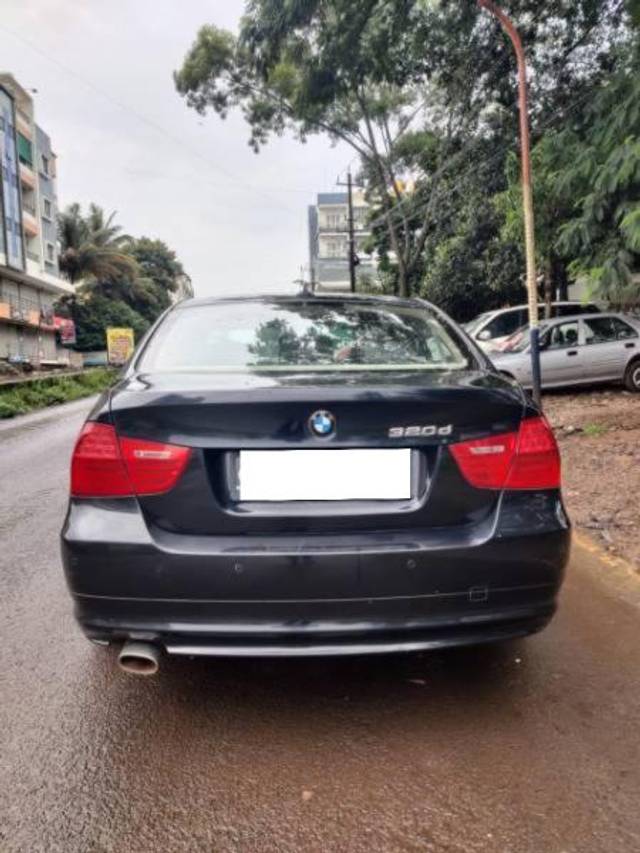 https://images10.gaadi.com/usedcar_image/4157890/original/processed_c51d8b92-6017-4857-abad-01ccdb79e9b8.jpg?imwidth=6402