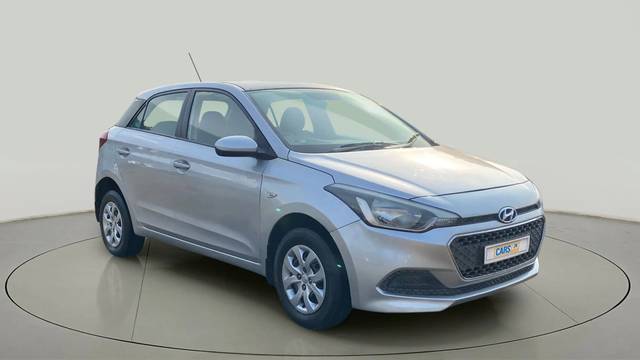 https://images10.gaadi.com/usedcar_image/4158033/original/9b8f4f4b021ad50f59818874616c32d7.jpg?imwidth=6400