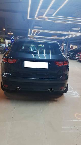 Jaguar F-Pace 2016-2021 Jaguar F-Pace Prestige 2.0 Petrol