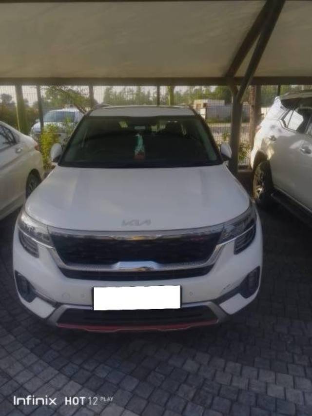 https://images10.gaadi.com/usedcar_image/4158145/original/processed_2ab0f9b3-122a-4580-bd81-5e2056d8f463.jpg?imwidth=6400