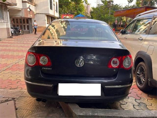 https://images10.gaadi.com/usedcar_image/4158214/original/processed_dab11d20-2094-4c59-84a3-88db74a2c1a1.jpeg?imwidth=6402