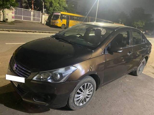 https://images10.gaadi.com/usedcar_image/4158225/original/processed_dda0f528-dd94-4918-8b68-f4ed935fb88b.jpeg?imwidth=6402