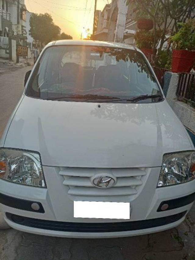 https://images10.gaadi.com/usedcar_image/4158297/original/processed_5ab3dd7e-1f7d-4beb-89b6-c7939add7328.jpg?imwidth=6401