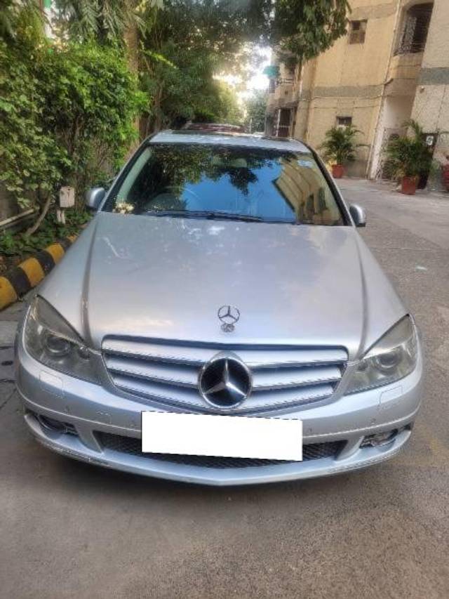 https://images10.gaadi.com/usedcar_image/4158598/original/processed_f4ff5da2-84fb-4500-94eb-edc0b0e1b42d.jpg?imwidth=6401