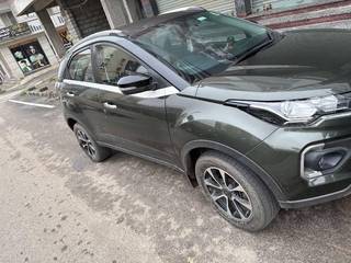 Tata Nexon 2017-2020 Tata Nexon 1.2 Revotron XZA Plus