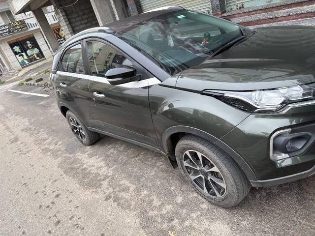 https://images10.gaadi.com/usedcar_image/4158604/original/processed_e68dee84-5fea-4b55-bfc3-8b6ccf5fb5a9.jpg?imwidth=6400