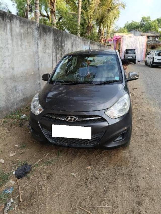 https://images10.gaadi.com/usedcar_image/4158737/original/processed_7ccf3524-70e0-49d3-ba95-425fe1e53b2d.jpg?imwidth=6401