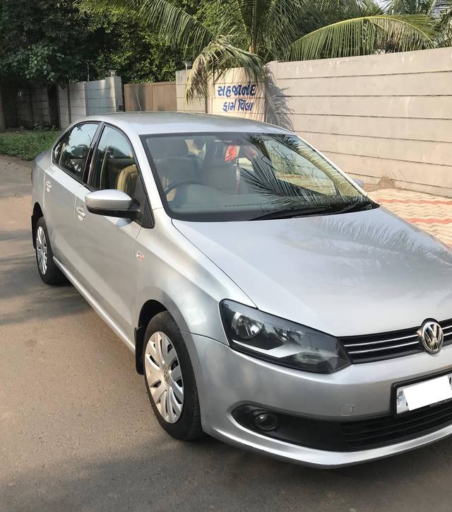 https://images10.gaadi.com/usedcar_image/4158748/original/processed_30f82964-ad42-469e-a362-86ab29635706.jpeg?imwidth=6400