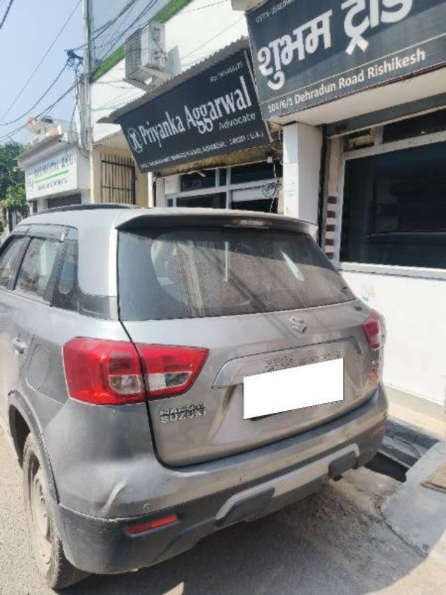 https://images10.gaadi.com/usedcar_image/4158870/original/processed_d5274a44-6616-482e-b26c-e326d73d1dc1.jpg?imwidth=6402