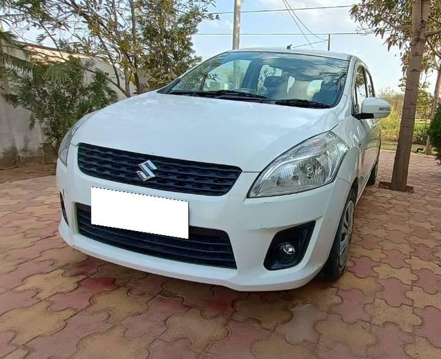 https://images10.gaadi.com/usedcar_image/4158961/original/processed_dbc57ec2-c035-40c2-aa4d-83e2c0138149.jpg?imwidth=6401