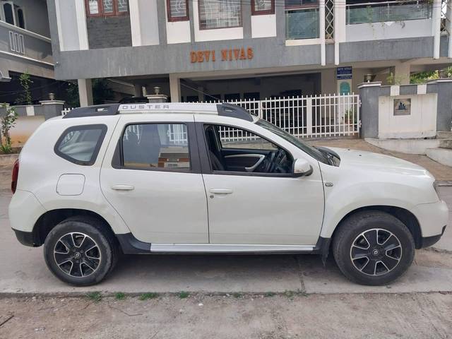 https://images10.gaadi.com/usedcar_image/4159154/original/processed_71f210306e1fa1e4023a27442ef55971.jpg?imwidth=6401